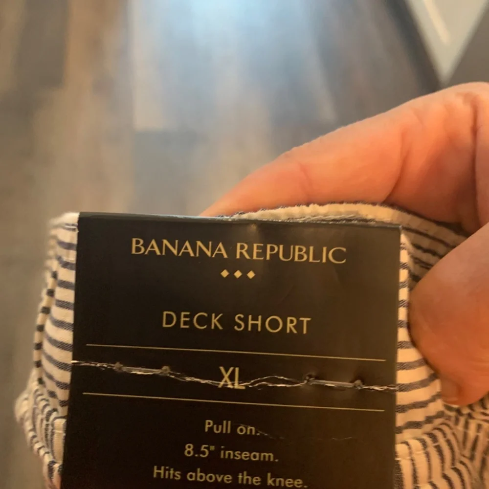Banana‎ republic men’s deck shorts. NWT. Retail 76